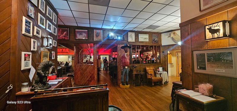 The Rustic Dining Room Feels Made For Wyoming