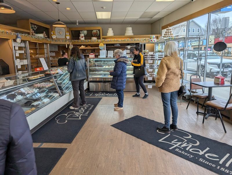 Lyndell's Bakery Somerville