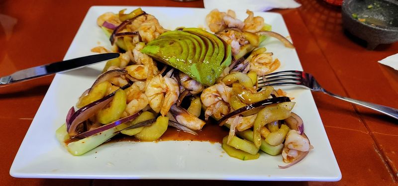 La Playa Mariscos Y Bar MKE Brings The Beach To Milwaukee