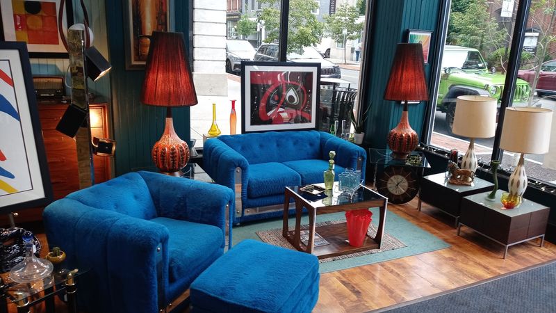 Vintage Addiction And Co