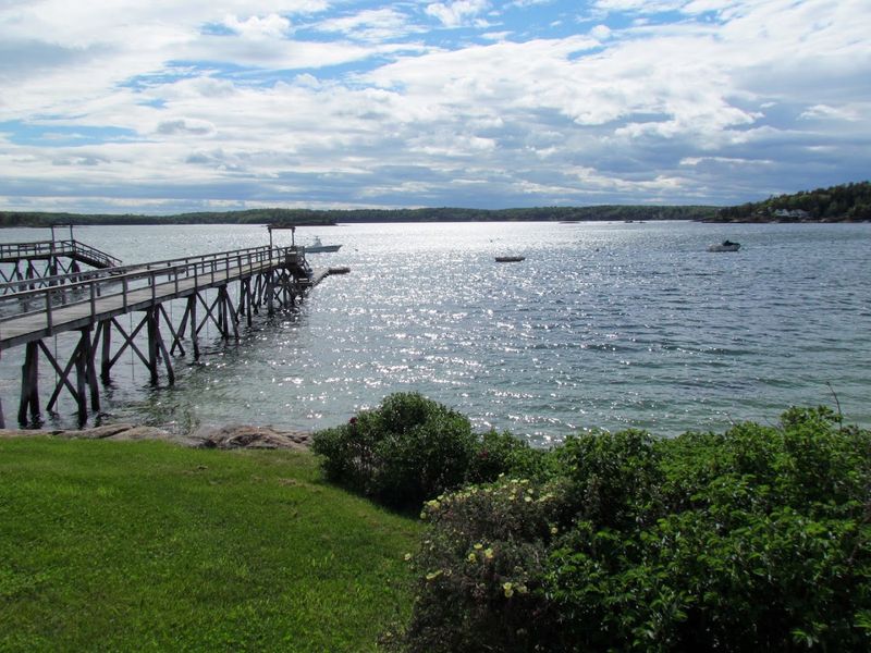 Best Gear And Equipment For Swimming Here