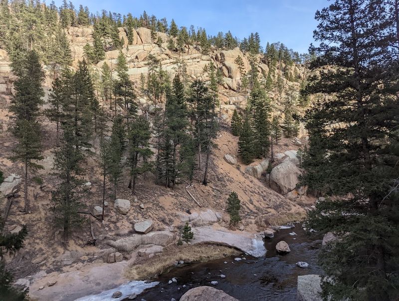 Safety Tips For Hiking Near Mountain Streams