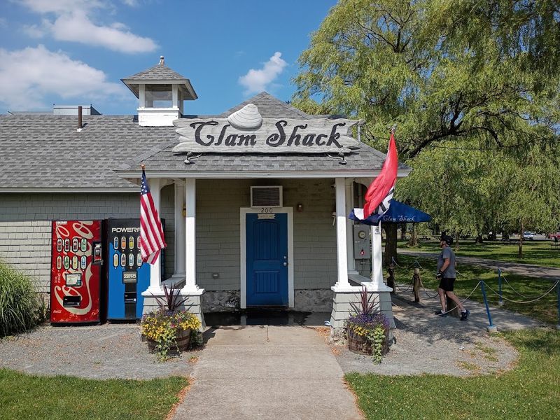 Clam Shack Salem, Salem