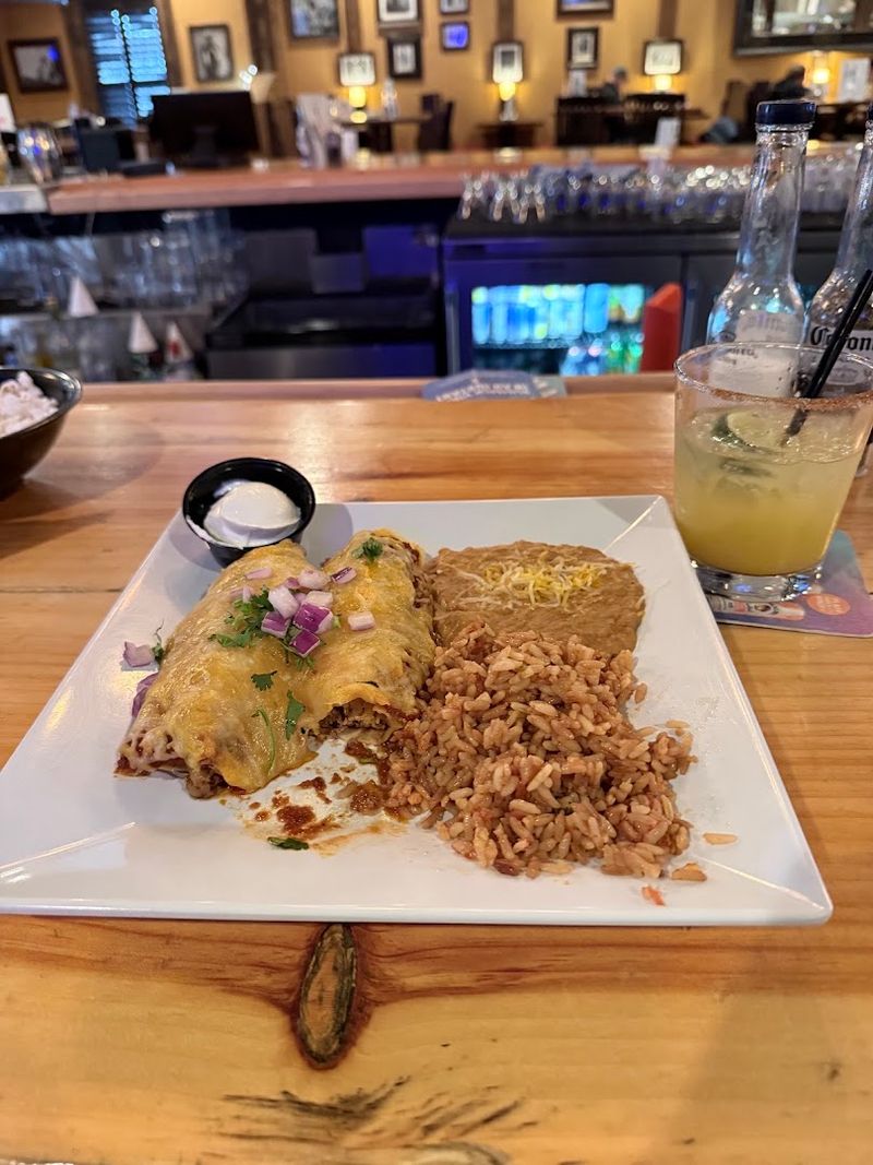 Tex-Mex Egg Rolls Give The Appetizer Menu A Fun Twist
