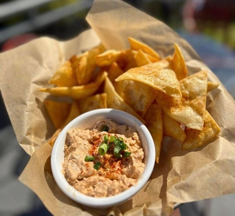 Waterfront Dining Experience Benefits