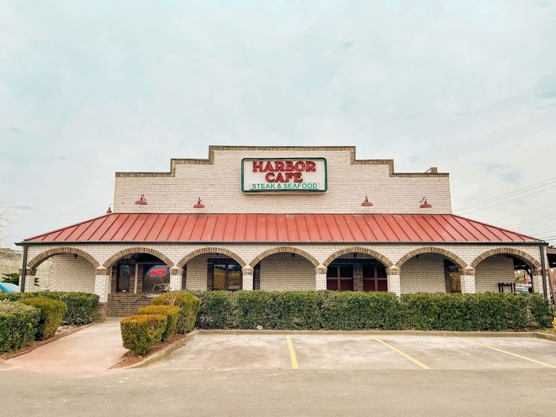 Harbor Cafe - Clarksville