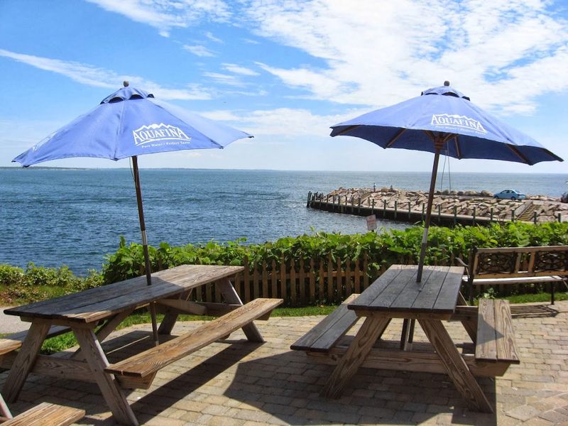 Monahan's Clam Shack By The Sea