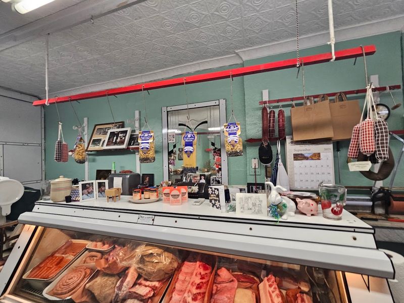 Albanese Meats And Poultry