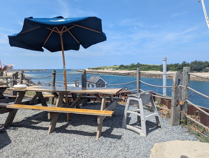 Sesuit Harbor Cafe 
