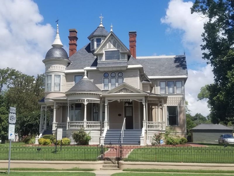 The Pillow-Thompson House Shows Off Helena's Victorian Grandeur