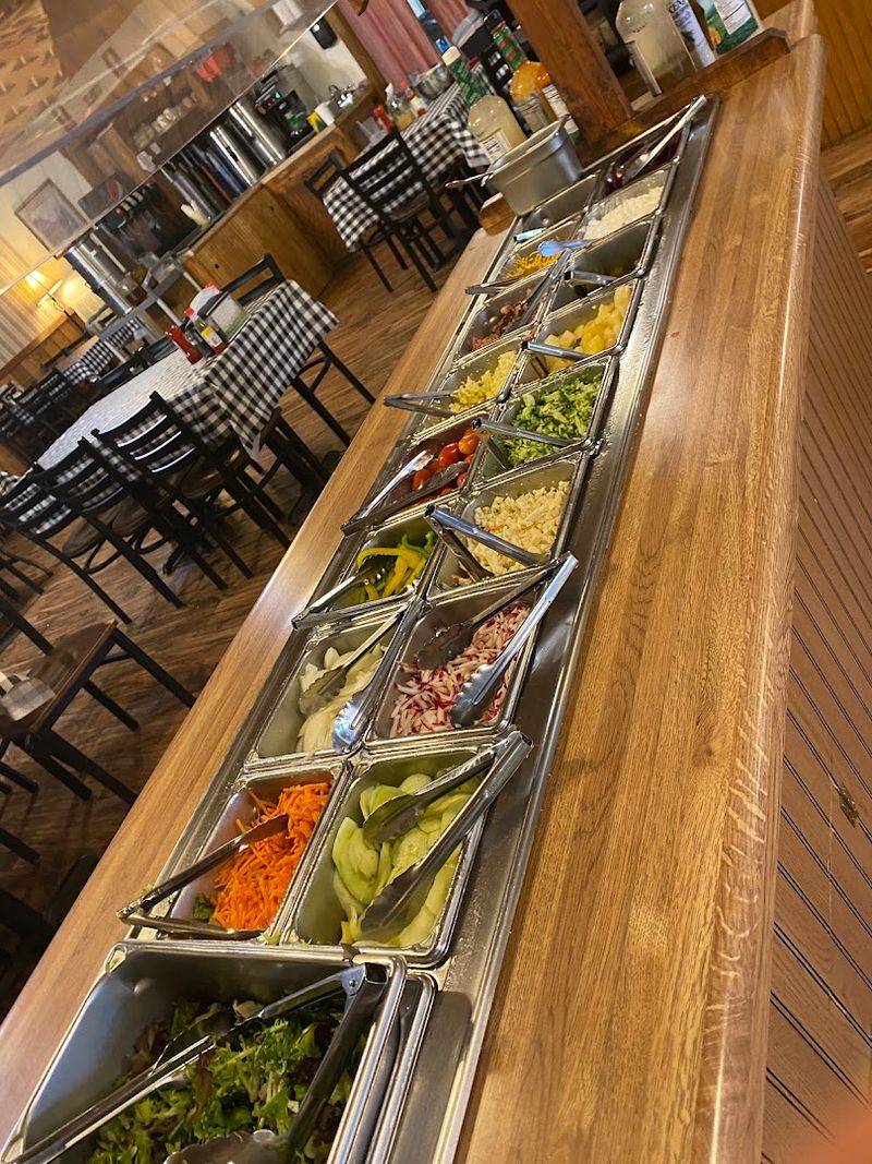 The Salad Bar Offers Fresh Beginnings