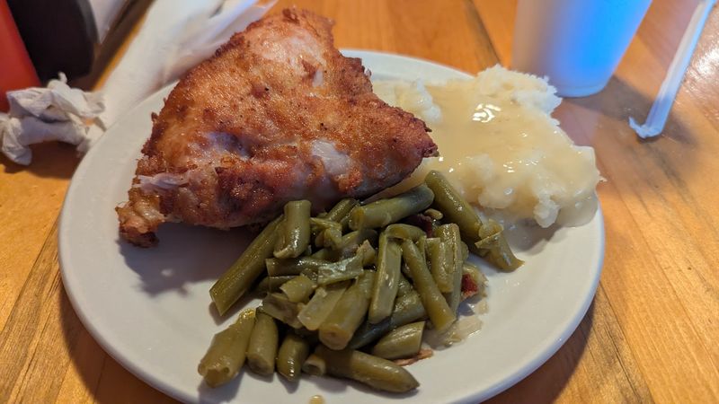Real Mashed Potatoes And Gravy Keep Plates Full