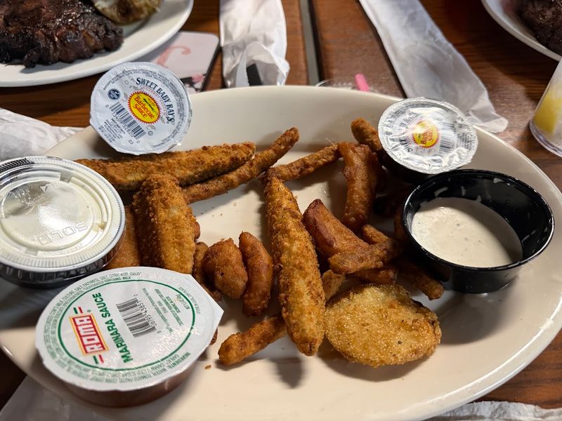 The Unassuming Dining Room Lets The Food Earn The Attention