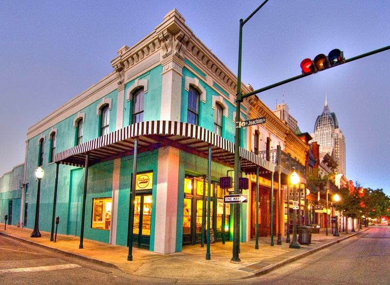 Planning A Visit To This Downtown Mobile Gem