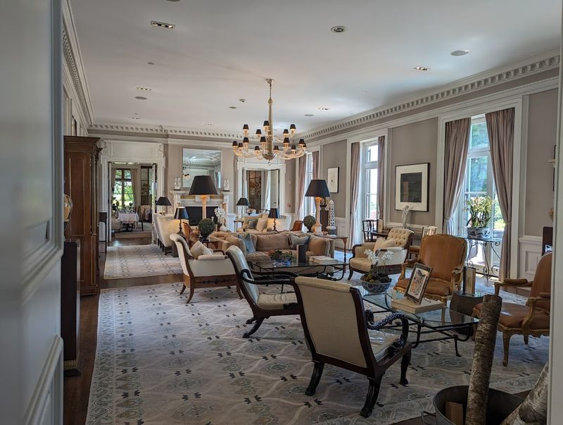 Rooms That Feel Like A Personal Art Collection