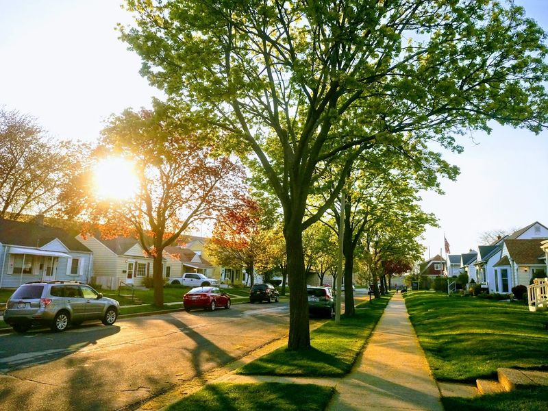 A Vintage Shopping Route Through Bay View