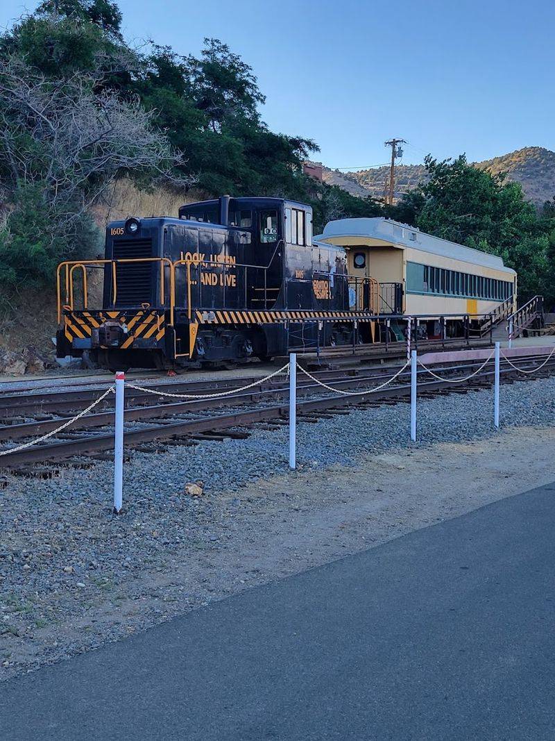 Virginia City - Crowded