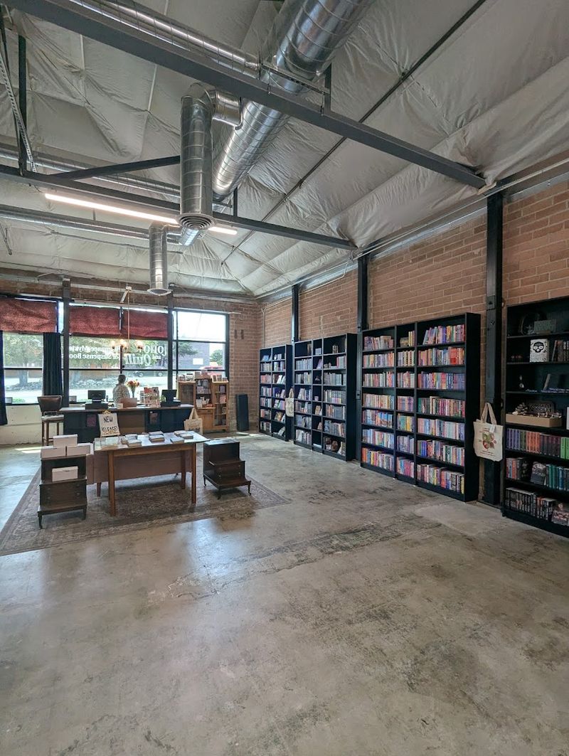 Hollow And Quill Books, Reno