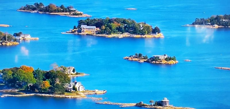 Best Times For Island Visits To Avoid Crowds