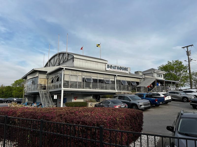 Boathouse Rotisserie And Raw Bar - Chattanooga