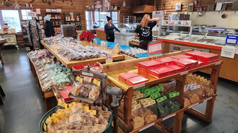Fudge So Good You Will Go Back For More