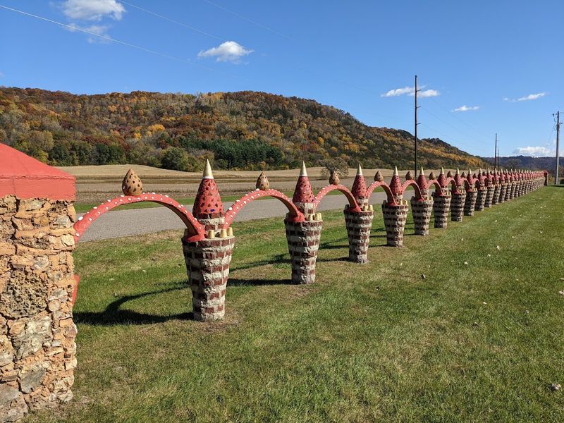 A Perfect Stop Along The Great River Road