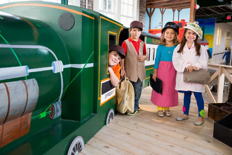 Volunteer Opportunities Supporting Museum Missions