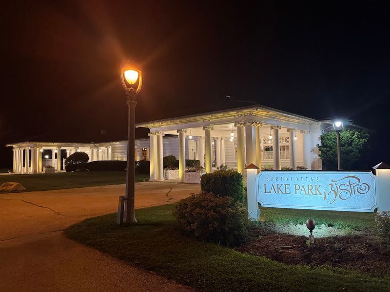 Bartolotta's Lake Park Bistro