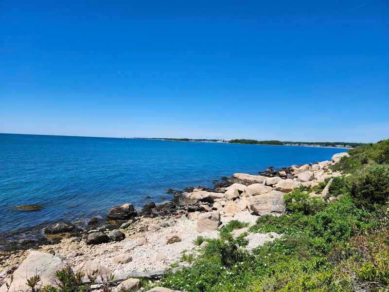 Bluff Point State Park