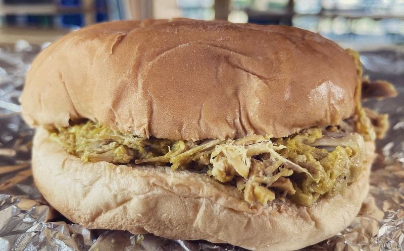 The Rib Cut That Regulars Race To Claim