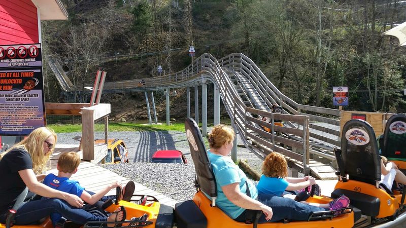 Ride A Mountain Coaster In Gatlinburg Or Pigeon Forge