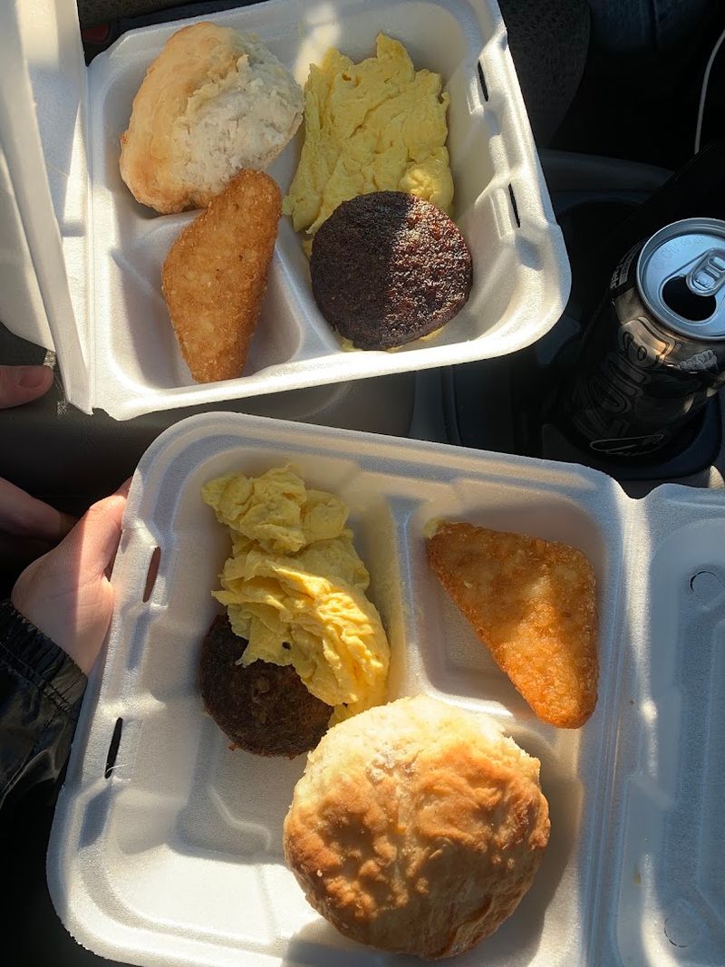 Pairing Biscuits With Breakfast Classics