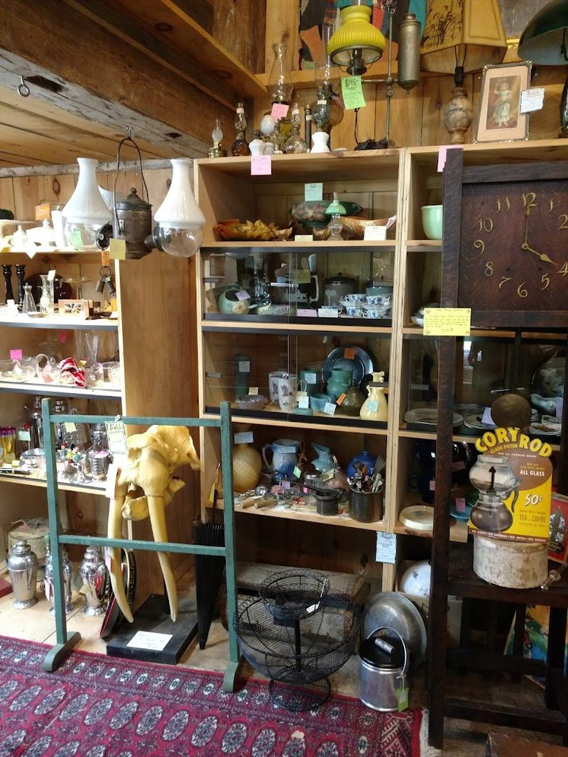 Types Of Vintage Items To Expect At Firebird Farm Antiques