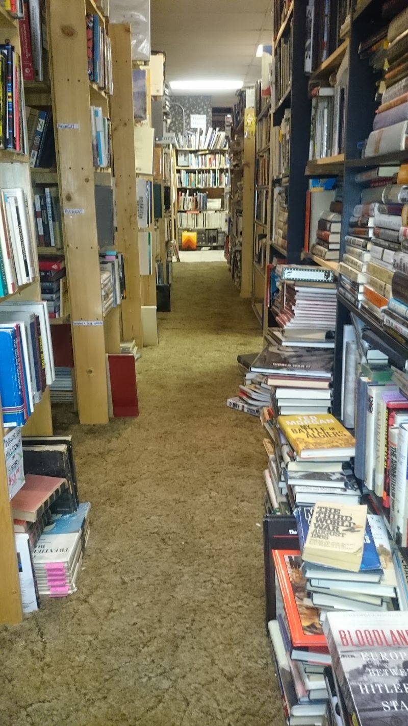 Whitney's Bookshelf, Tonopah