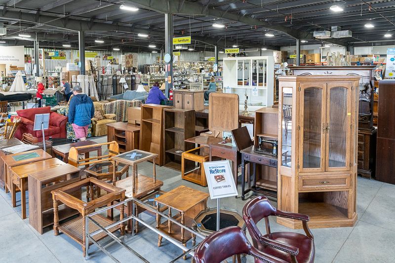Furniture And Decor Worth A Second Look