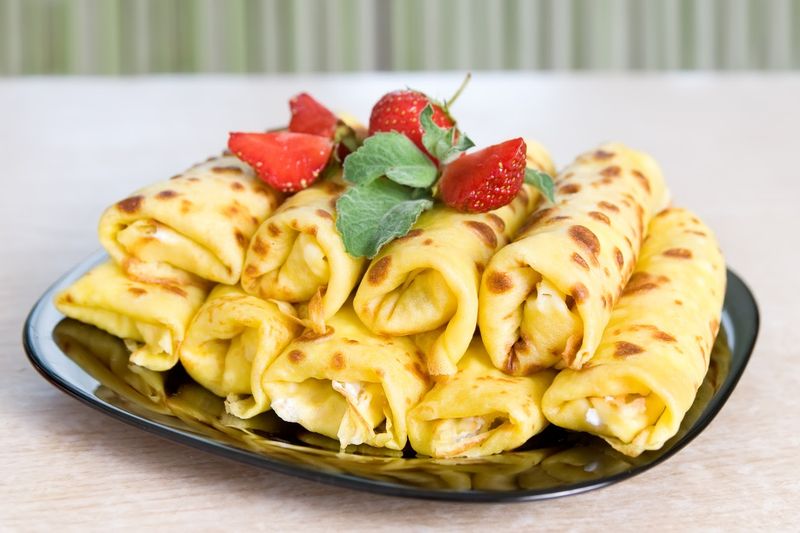 Chebureki Blintzes And Bulochki Reward Curious Shoppers