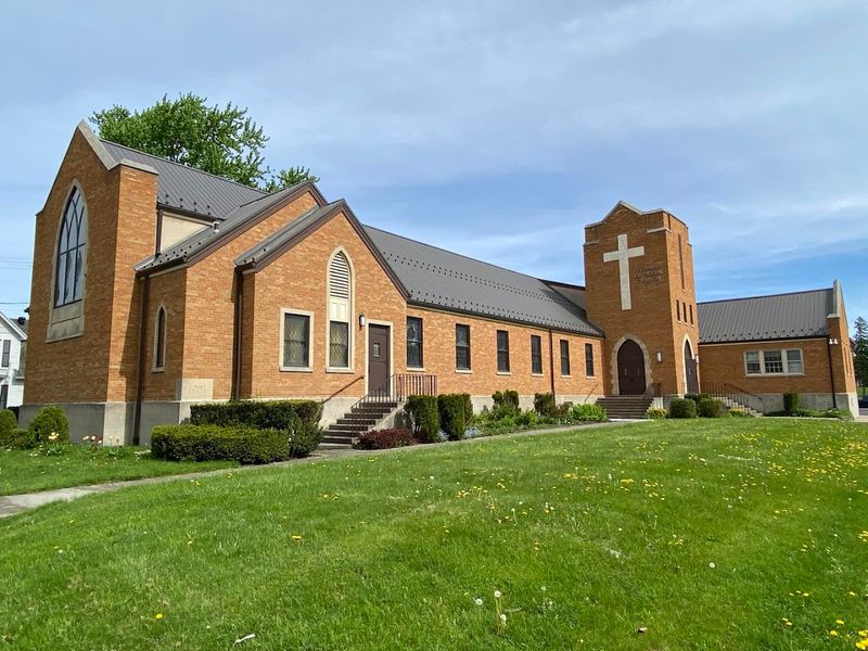 Batavia — Right Between Two Cities, Right On Budget