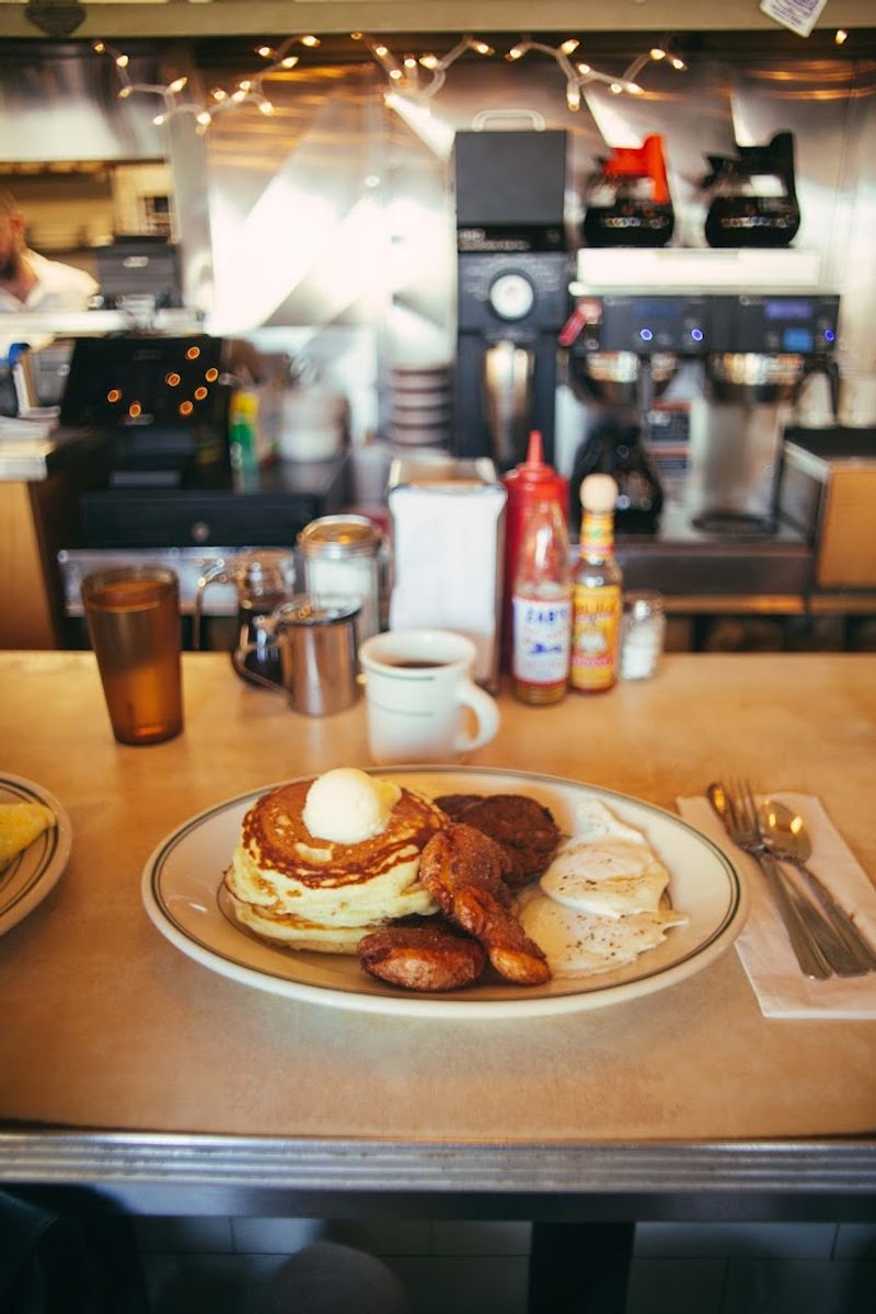 A Classic Diner Stop Worth Adding To Your Road Trip List