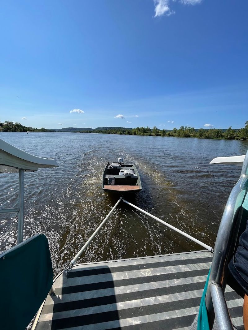Popular Water Activities To Enjoy From Your Cabin