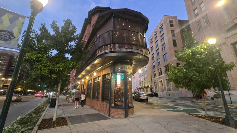 Pickle Barrel, Chattanooga