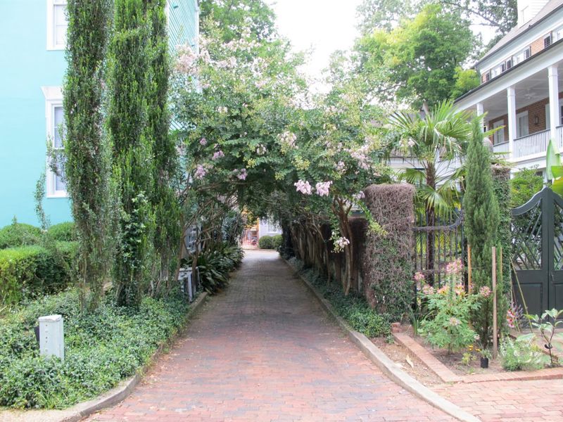 A Neighborhood That Rewrites The Rules