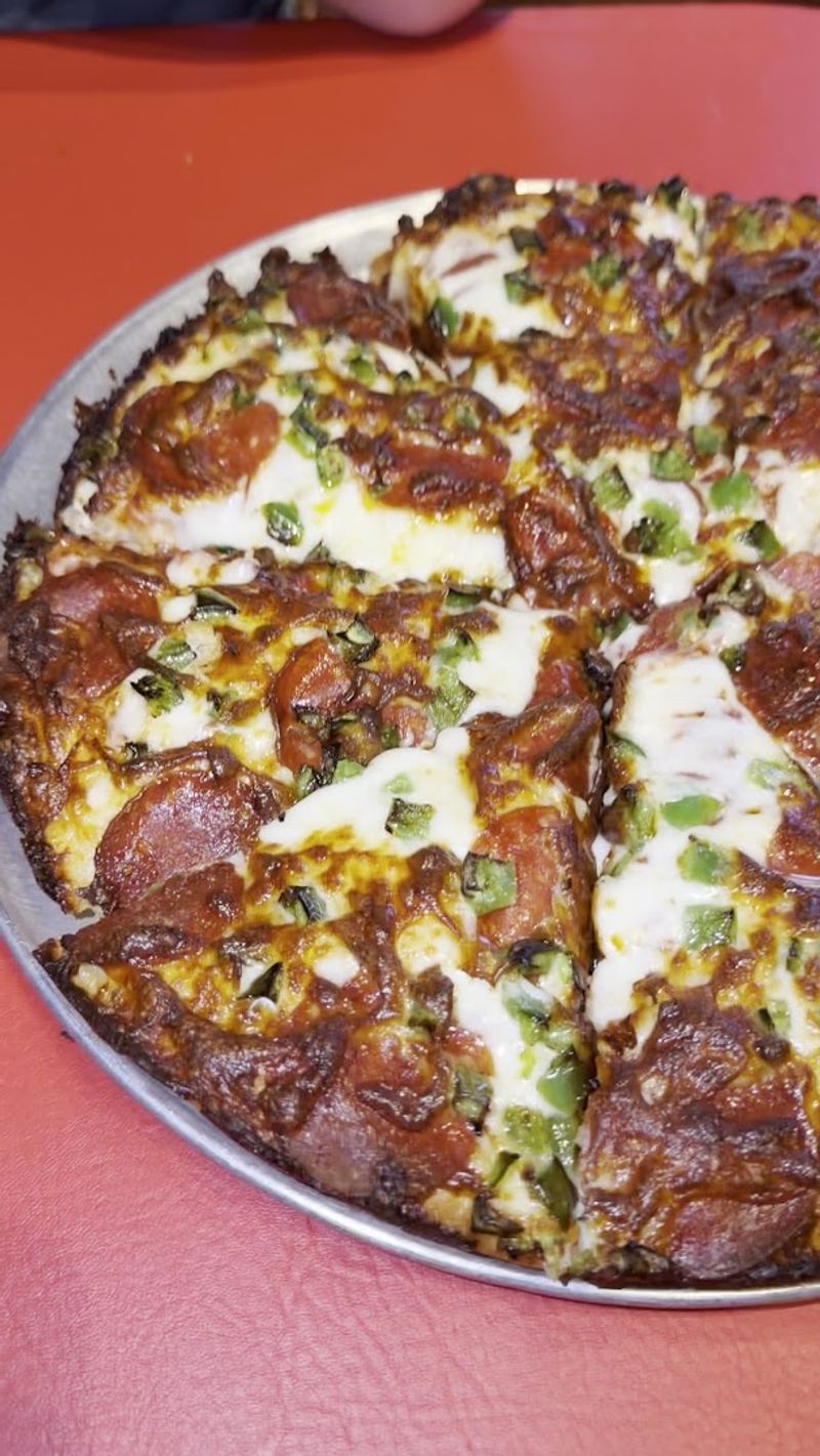 How The Thick Crust Enhances Flavor