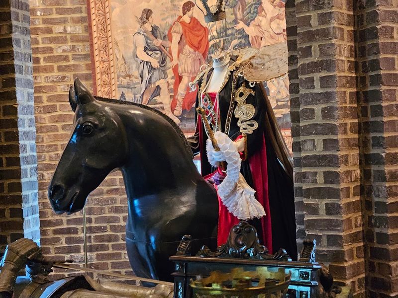 Educational Demonstrations Of Historical Skills