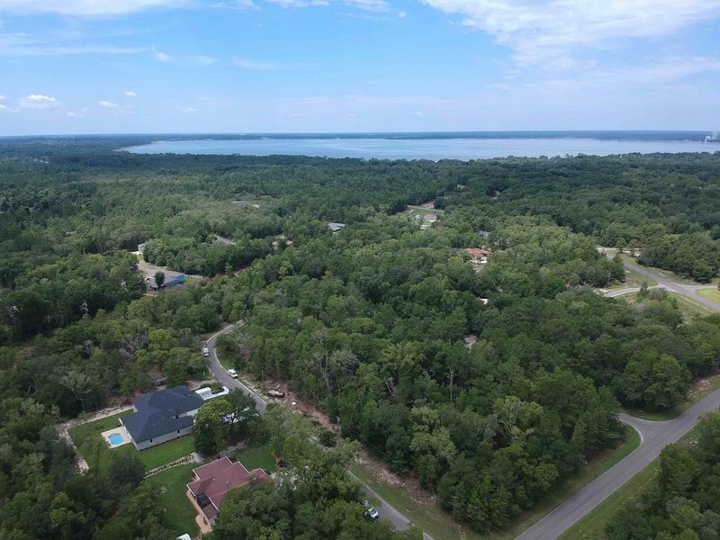 Shoreline Communities Built Around Lake Life