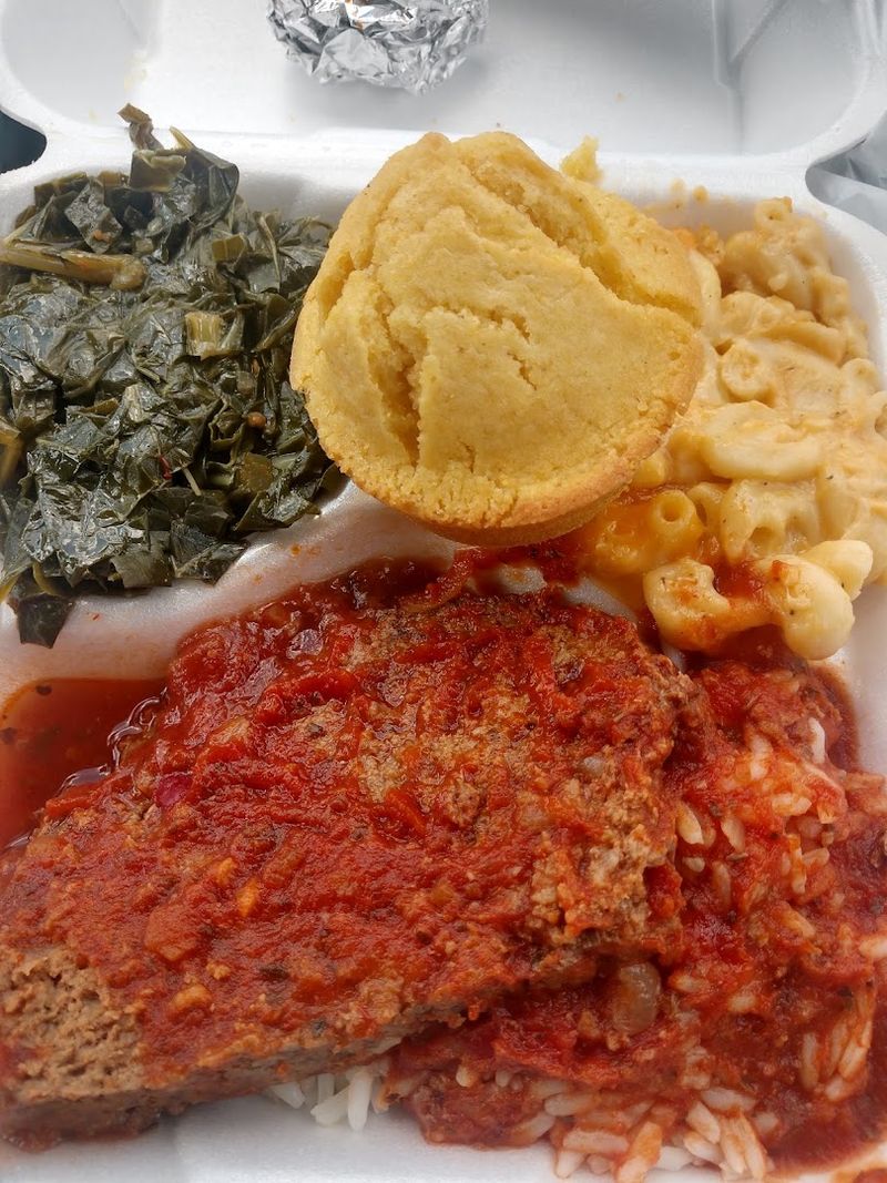 Maxine's Old Country Kitchen