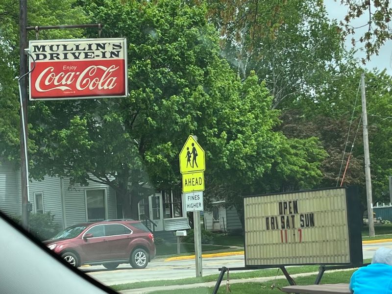 Mullin's Drive-In