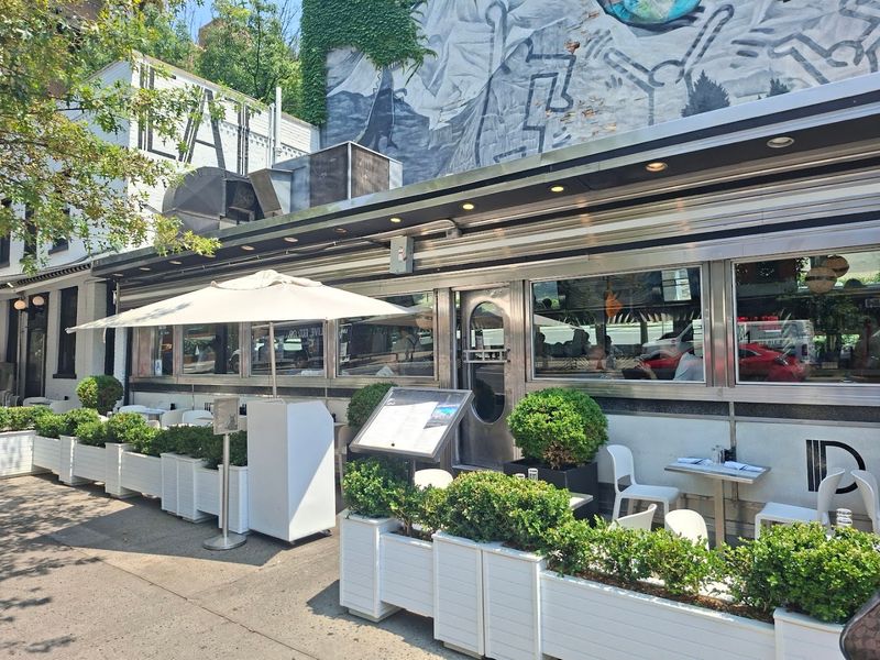 Empire Diner