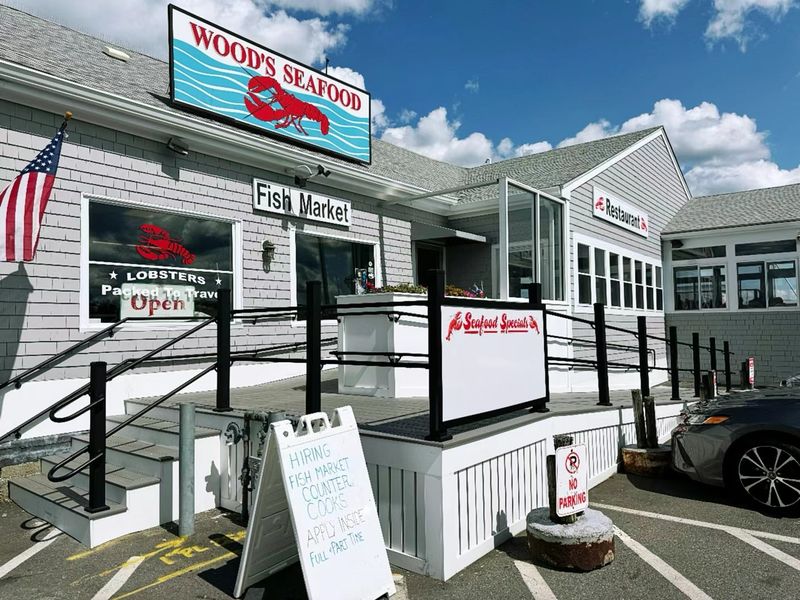 Wood's Seafood