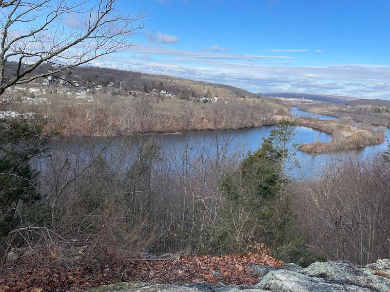 The Housatonic River Valley Scenic Drive