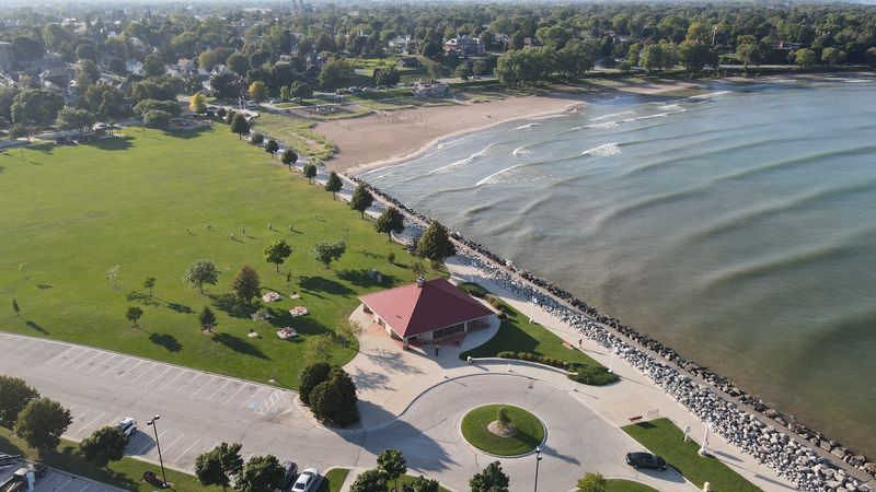 A Wisconsin Getaway With More Than Just Great Waves